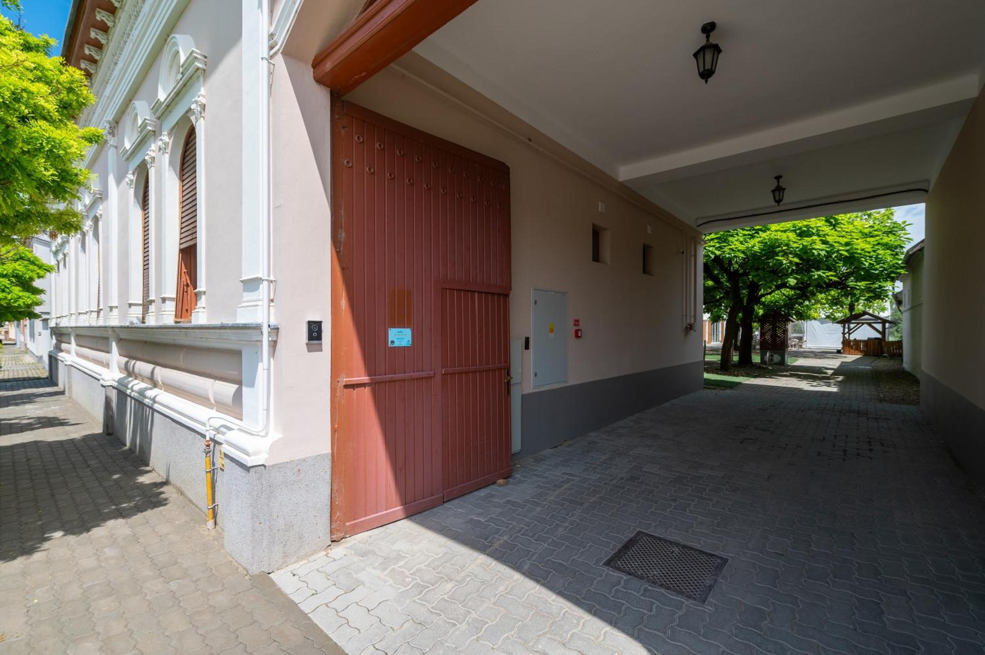 Nemesnádudvar Katarina Birtok Bed & Breakfast エクステリア 写真